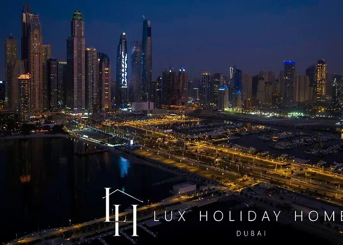 Lux The Marina Vista Beachfront Suite 3