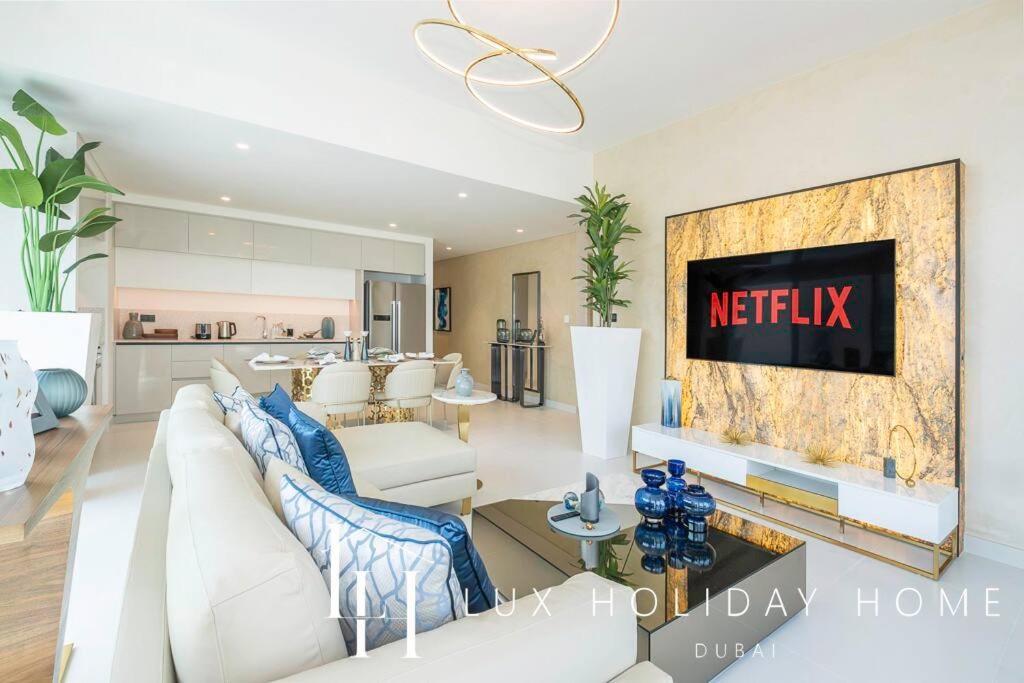 Lux The Marina Vista Beachfront 3 अपार्टमेंट *
