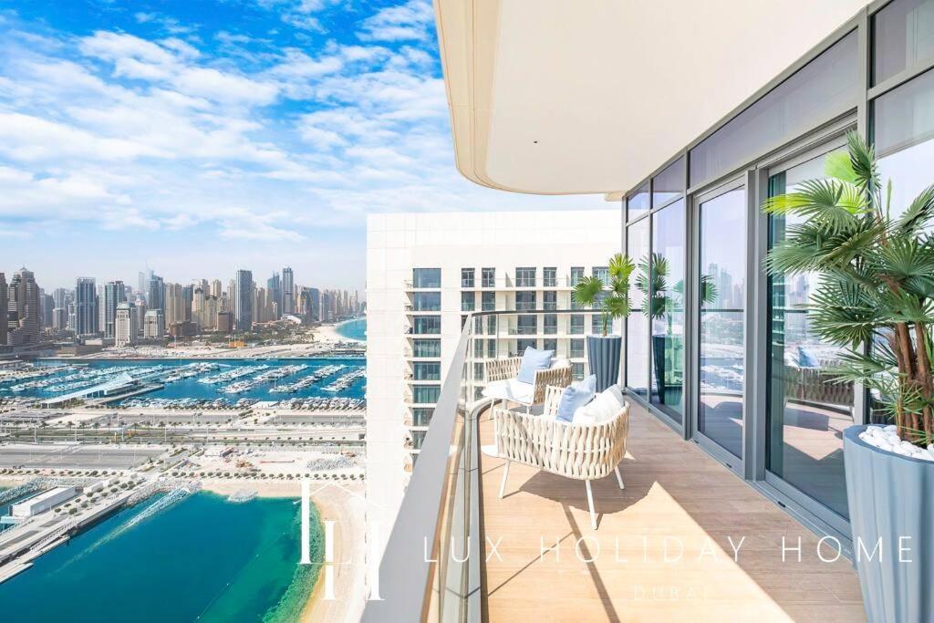 Lux The Marina Vista Beachfront 3 अपार्टमेंट Dubai